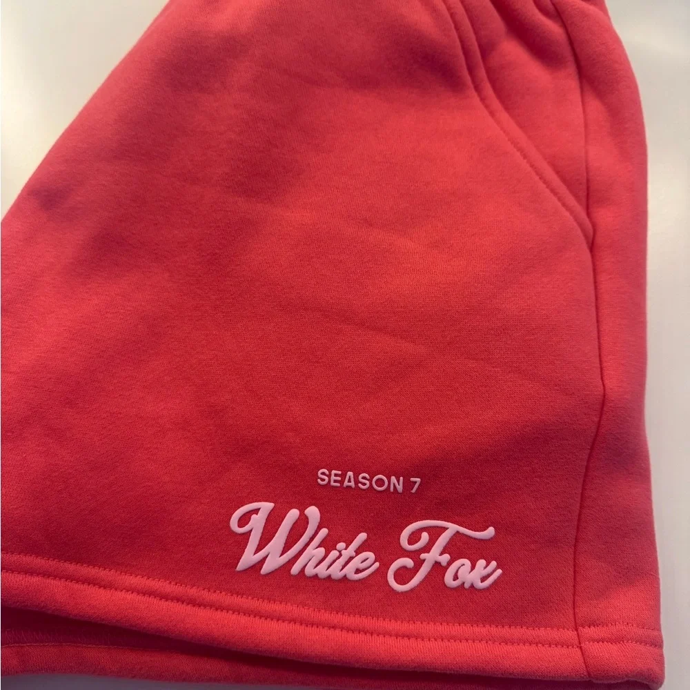 White Fox Set - Picture 7 of 7